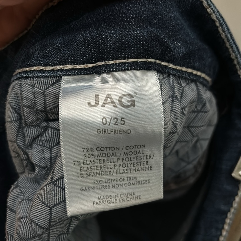 Jag Girlfriend Crop Embroidered Cuff Jeans size 0 - Picture 3 of 3